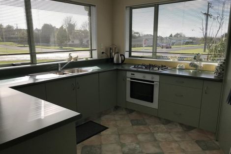 Photo of property in 27 Juliet Street, Stratford, 4332