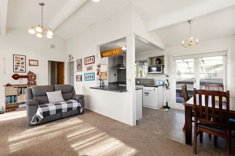 Photo of property in 4 Evelyn Court, Dinsdale, Hamilton, 3204