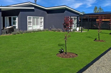 Photo of property in 15 Rhoboro Road, Twizel, 7901