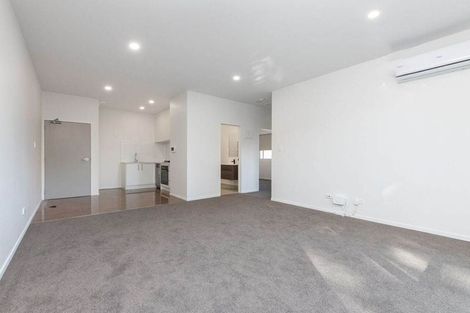 Photo of property in 1/14a Kaponga Crescent, New Lynn, Auckland, 0600