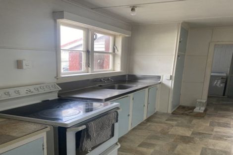 Photo of property in 5 Plymouth Street, Roslyn, Palmerston North, 4414