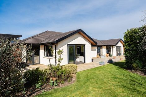 Photo of property in 23 Heathfield Drive, Mosgiel, 9024