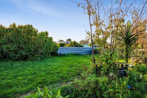 Photo of property in 18 Puriri Street, Hawera, 4610