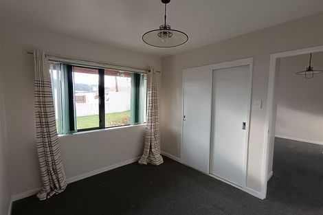 Photo of property in 2/990 High Street, Avalon, Lower Hutt, 5011