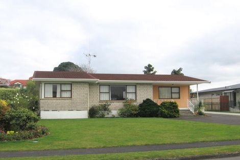 Photo of property in 12 Laing Place, Otumoetai, Tauranga, 3110