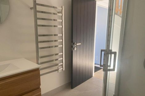 Photo of property in 774b Whangaparaoa Road, Manly, Whangaparaoa, 0930