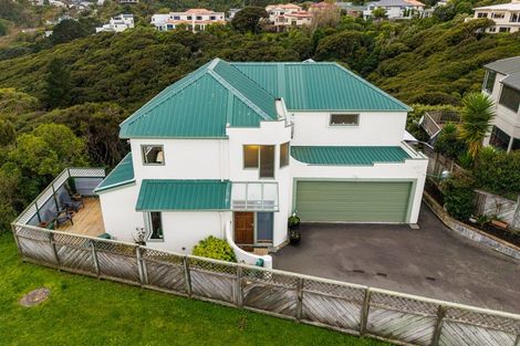 Photo of property in 10 Glengavel Grove, Papakowhai, Porirua, 5024