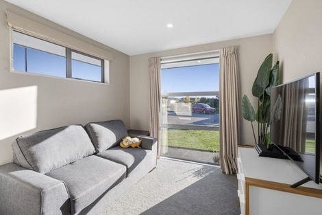 Photo of property in 7 Hepburn Place, Rolleston, 7614