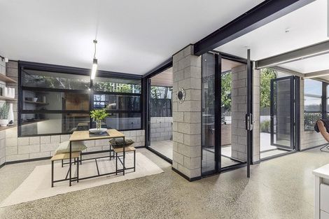 Photo of property in 377a Karaka Bay Road, Karaka Bays, Wellington, 6022