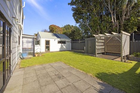 Photo of property in 28 Mccarthy Street, Hawera, 4610