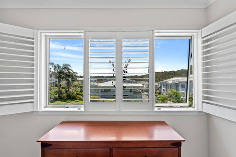 Photo of property in 37 Landmark Terrace, Orewa, 0931