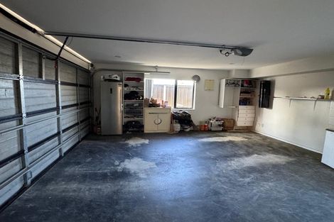 Photo of property in 14a Pipitea Place, Massey, Auckland, 0614