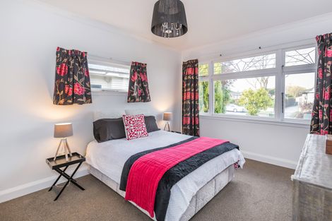 Photo of property in 27 Penrith Avenue, Somerfield, Christchurch, 8024