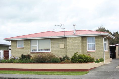 Photo of property in 27 Kinley Street, Rangiora, 7400