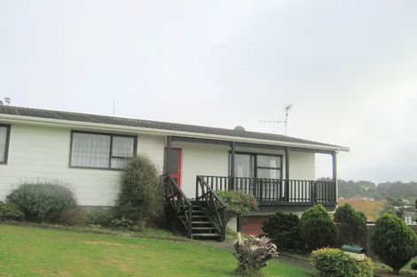 Photo of property in 2 Pump Lane, Whitby, Porirua, 5024