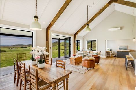 Photo of property in 279 Takatu Road, Tawharanui Peninsula, Matakana, 0986