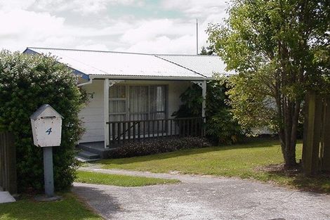 Photo of property in 4 Salem Court, Churton Park, Wellington, 6037