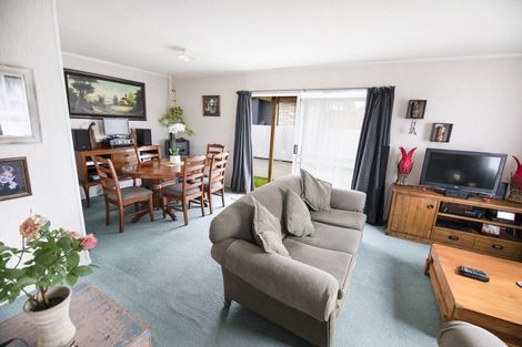 Photo of property in 1/25 Hinton Road, Taradale, Napier, 4112