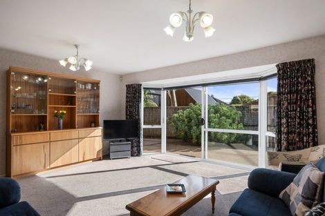 Photo of property in 25f3- Lane Street, Wallaceville, Upper Hutt, 5018
