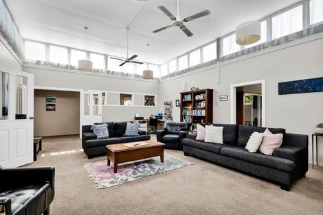 Photo of property in 28 Maire Street, Hawera, 4610