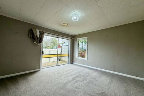 Photo of property in 60 Ballance Street, Lower Vogeltown, New Plymouth, 4310