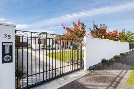 Photo of property in 35 Collingwood Street, Hokowhitu, Palmerston North, 4410