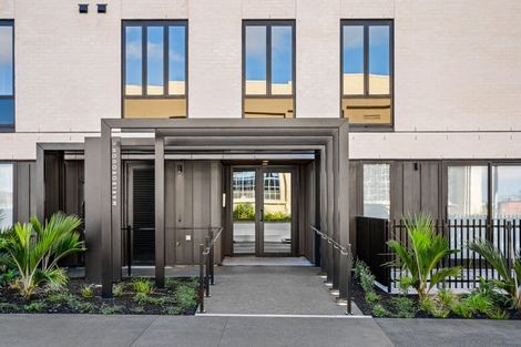 Photo of property in 203/2 Launch Road, Hobsonville, Auckland, 0616