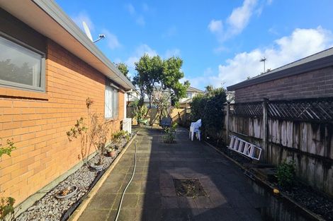 Photo of property in 11 Morewood Lane, Favona, Auckland, 2024