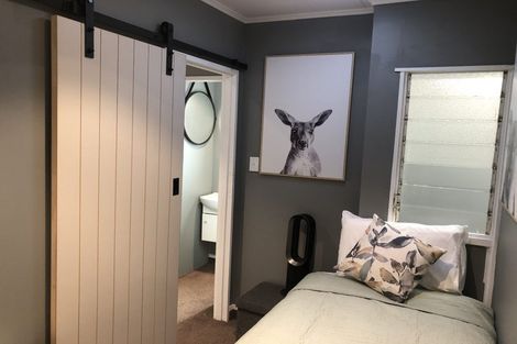 Photo of property in 4/8 Lee Road, Taradale, Napier, 4112