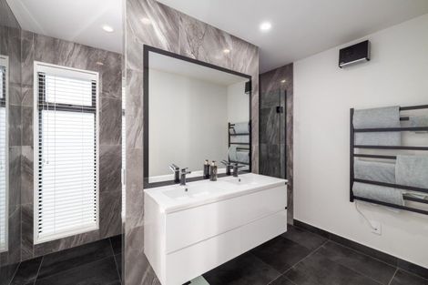 Photo of property in 40 Cameo Grove, Marshland, Christchurch, 8083