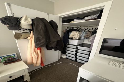 Photo of property in 22 Capilano Place, Glenfield, Auckland, 0629