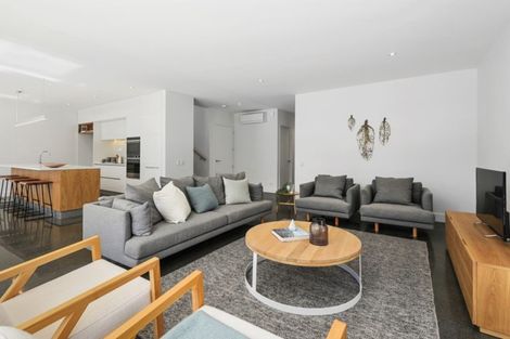 Photo of property in 12 Isitt Road, Hobsonville, Auckland, 0616