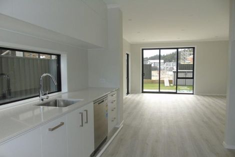 Photo of property in 35 Doug Jensen Street, Wallaceville, Upper Hutt, 5018