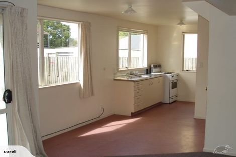 Photo of property in 2/27 Burdale Street, Riccarton, Christchurch, 8011