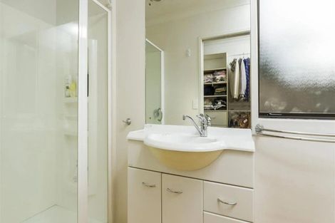 Photo of property in 12 Kanuka Way, Albany, Auckland, 0632