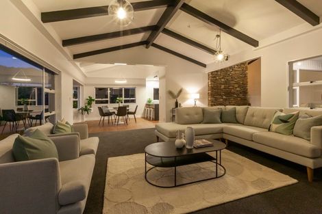 Photo of property in 21 Rewarewa Crescent, Waikanae, 5036