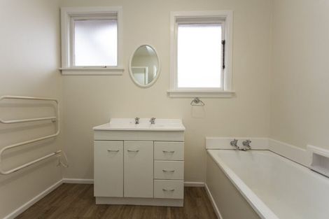 Photo of property in 32 Hounslow Street, Ilam, Christchurch, 8041