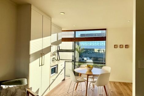 Photo of property in 35e Northcroft Street, Takapuna, Auckland, 0622