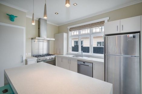 Photo of property in 68 Cornwall Street, St Albans, Christchurch, 8014