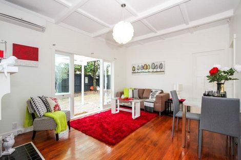 Photo of property in 57 James Laurie Street, Henderson, Auckland, 0612