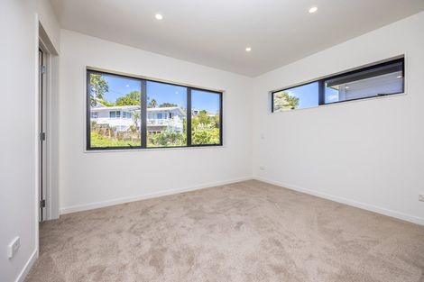 Photo of property in 17b Hogans Road, Glenfield, Auckland, 0629