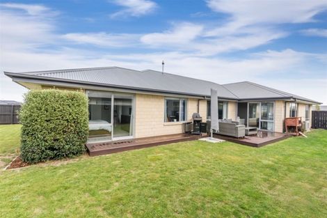 Photo of property in 14 Park Lane, Rolleston, 7614