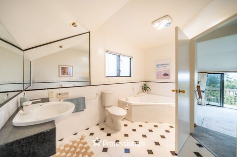 Photo of property in 6 Avonlea Grove, Belmont, Lower Hutt, 5010