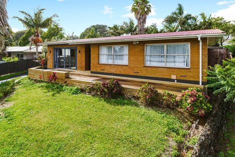 Photo of property in 10 Morrow Terrace, Pukekohe, 2120