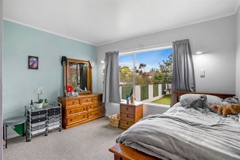 Photo of property in 4 Towra Place, Botany Downs, Auckland, 2010