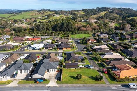 Photo of property in 11 Hewson Drive, Snells Beach, 0920