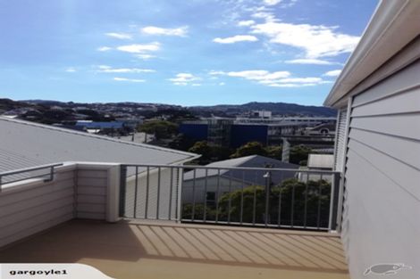Photo of property in 8k Finlay Terrace, Mount Cook, Wellington, 6021