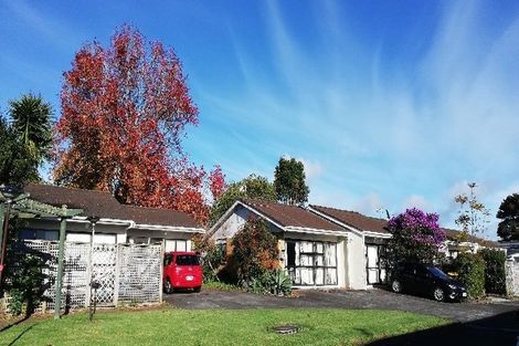 Photo of property in 5/85 Edmonton Road, Henderson, Auckland, 0612