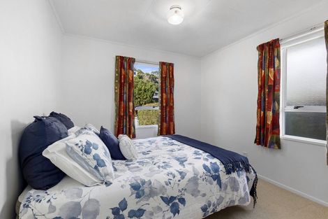 Photo of property in 39 Tweed Road, Papakowhai, Porirua, 5024