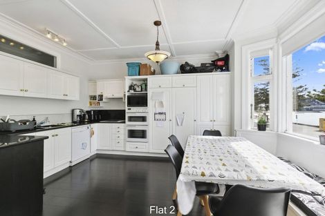 Photo of property in 2/246 Oriental Parade, Oriental Bay, Wellington, 6011